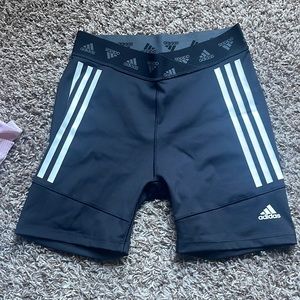 V-Waist Adidas Aeroready women’s shorts